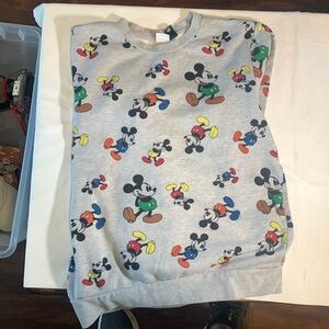 Forever 21 | Sweater Disney Gray Minnie Size Small women’s